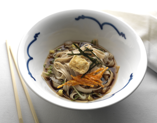 Recipe - Udon noodle broth with tempura tofu and carrots Recipe - Udon noodle broth with tempura tofu and carrots