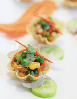 Recipe - Crispy golden pastry cups filled with minced pork and sweet corn (krathong thong) Recipe - Crispy golden pastry cups filled with minced pork and sweet corn (krathong thong)