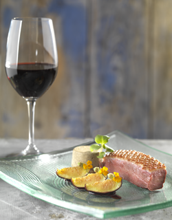 Recipe - Duck breast, pan fried figs with honey, cep mushroom flan, bordeaux wine sauce Recipe - Duck breast, pan fried figs with honey, cep mushroom flan, bordeaux wine sauce