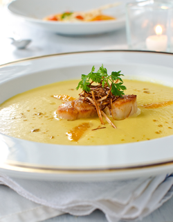 Recipe - Leek and orange soup, grilled scallops Recipe - Leek and orange soup, grilled scallops