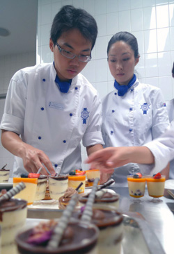 Patiserrie students