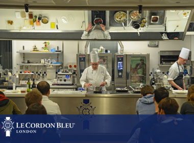 Hilton Hotel London Euston Executive Chef hosts demonstration in our London school.