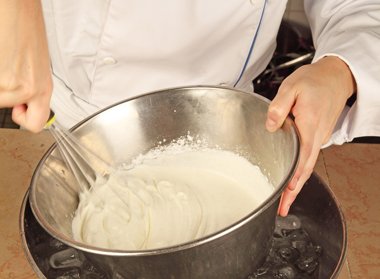 How to prepare a Chantilly cream