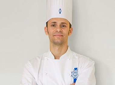 Guillaume Siegler主厨，在第四次国际料理大赛「Note by Note Cooking」中获得优胜！