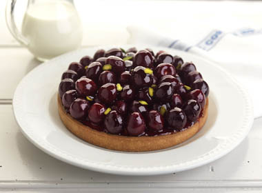 Bastille Day Recipe: Merlot cherry and almond cream tart