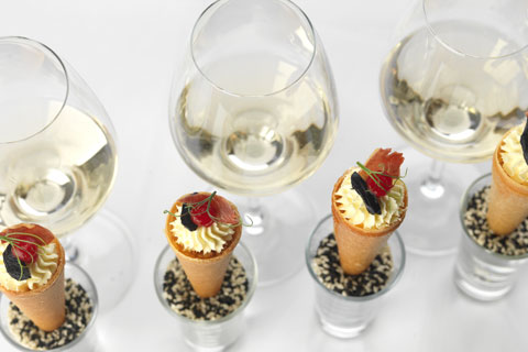 canapés and wine pairings course