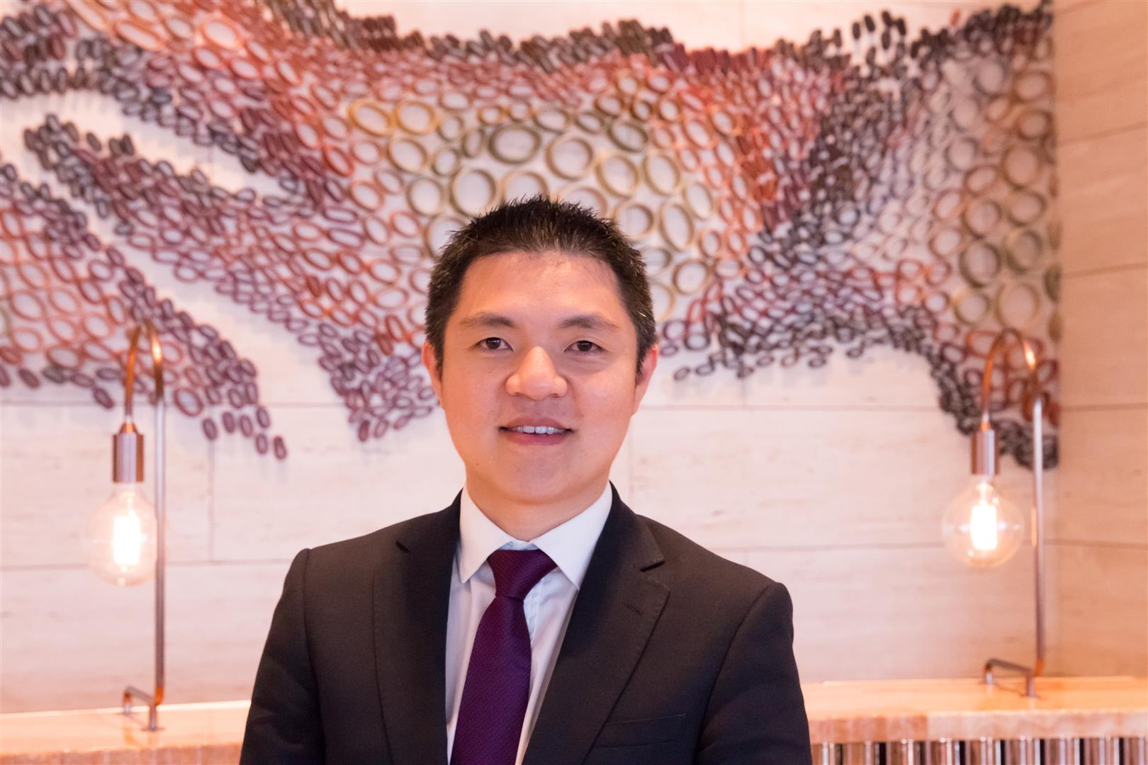 傑出校友Steve Tan: 為國際視野揮灑熱情