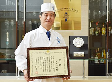 Chef Deki has been awarded the title of “Tokyo Meister”