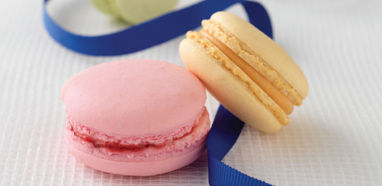 types of french pastries macaroon