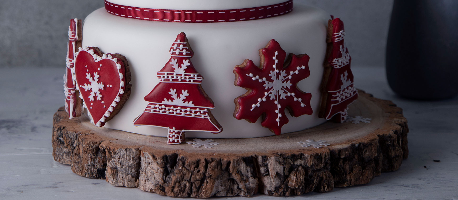 Scandinavian Christmas Cake