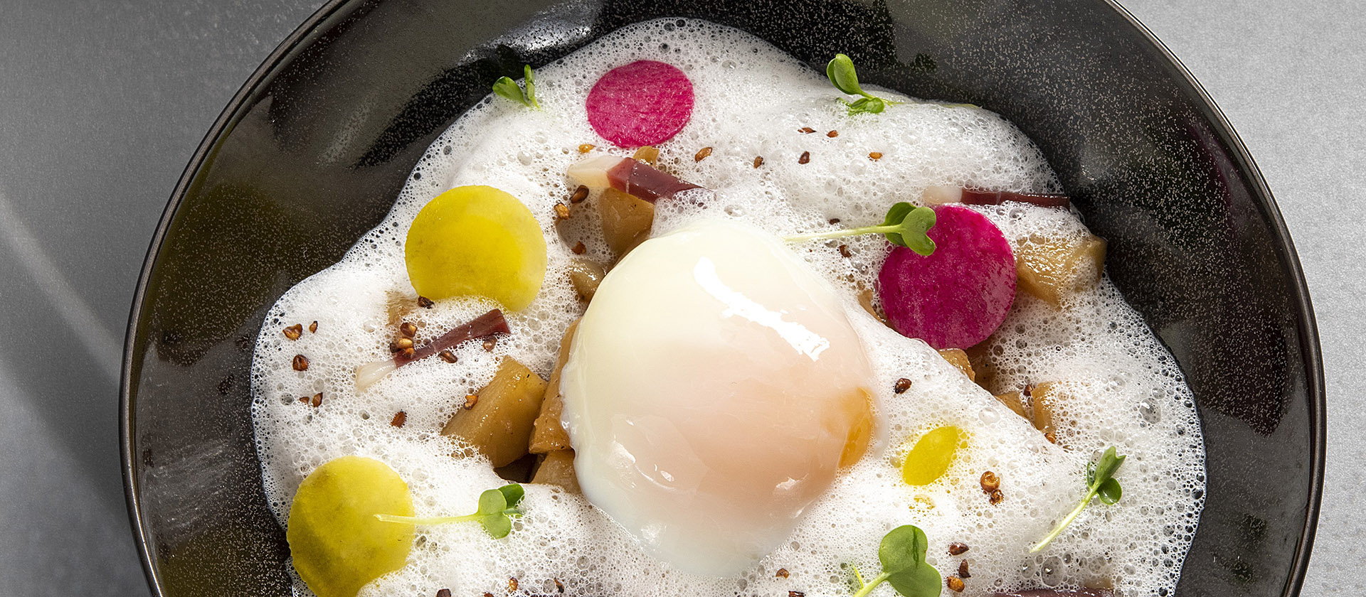 The perfect egg, Jerusalem artichokes confit with duck magret, Parmesan Reggiano cream