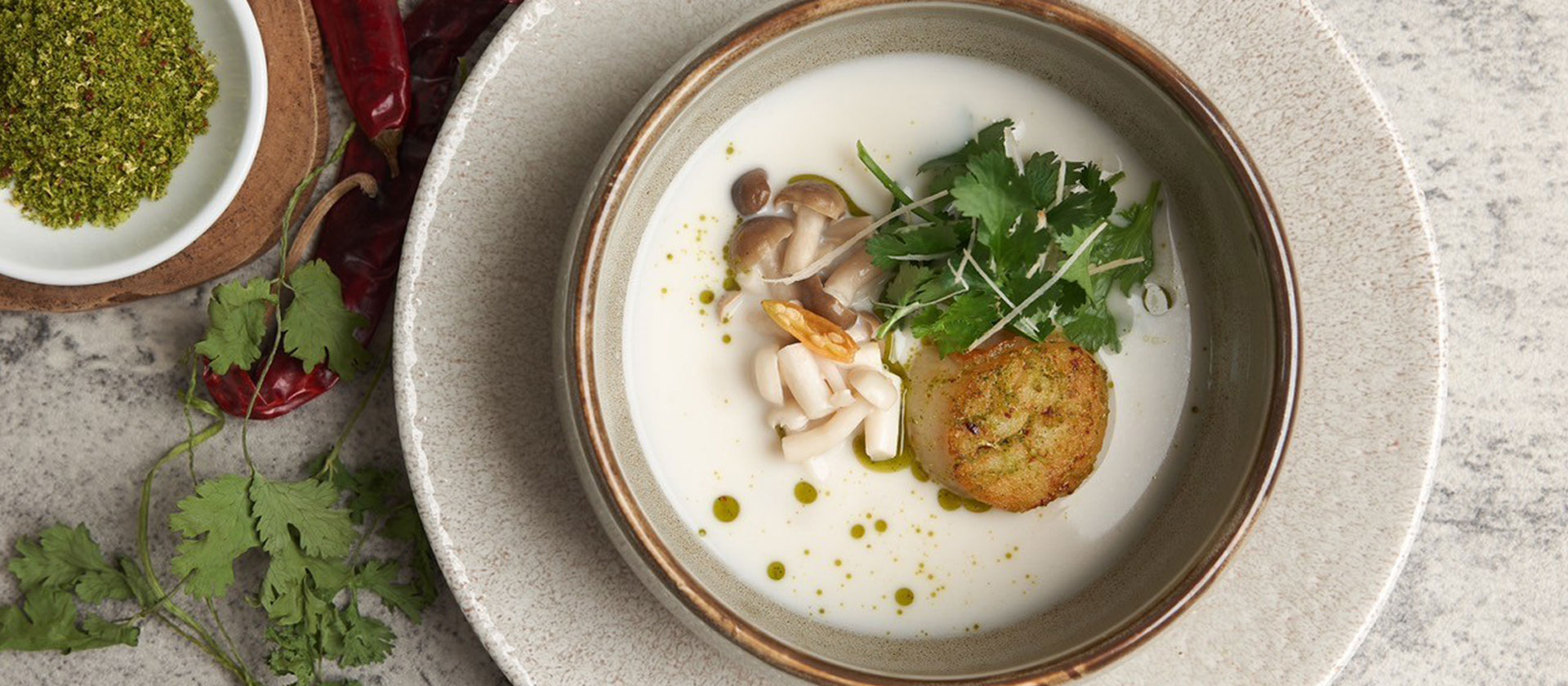 Thai Spiced Seared Scallop and Coconut Soup