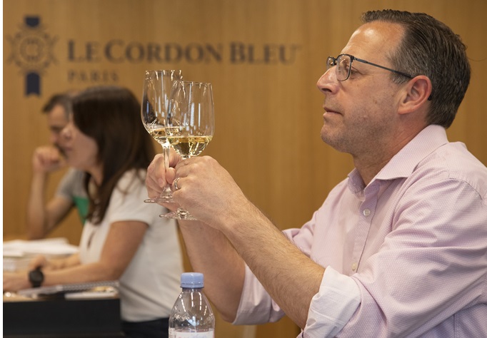 Become a wine expert with Le Cordon Bleu Paris oenology programmes