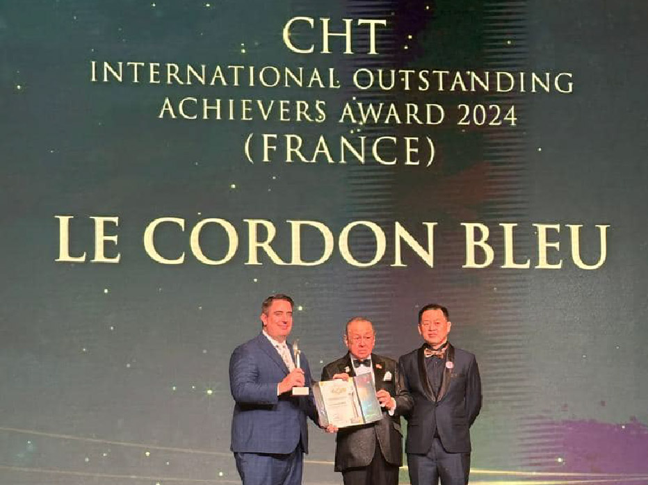 Le Cordon Bleu received the CHT International Outstanding Achievers Award (France).