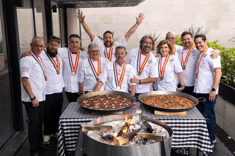 MASTER CLASS CON LA COFRADÍA DE MAESTROS PAELLEROS MEXICANOS
