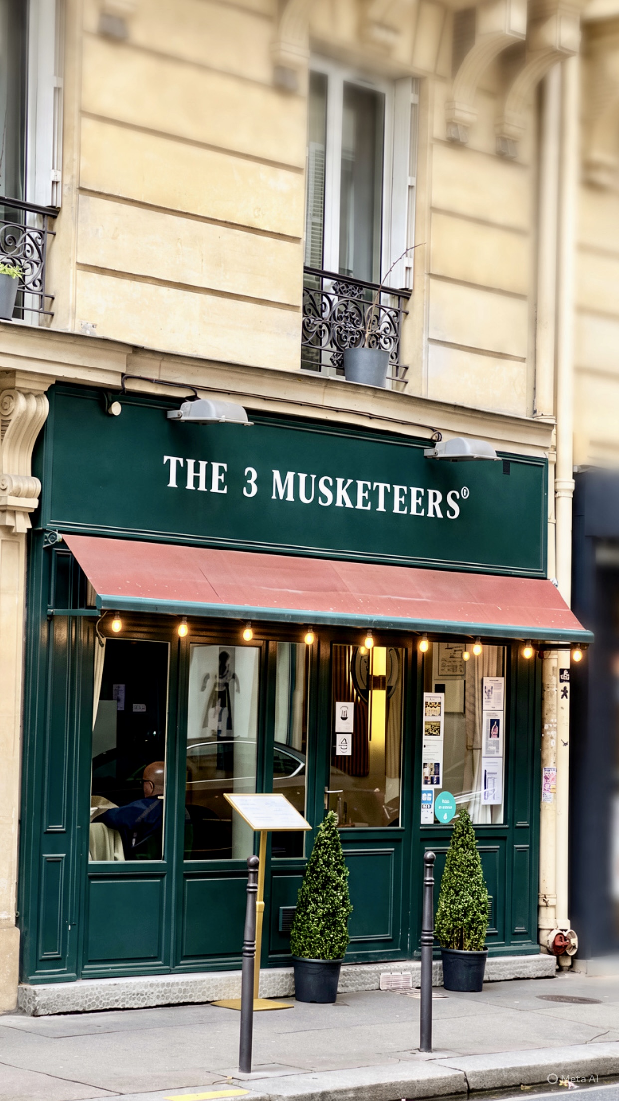 The 3 Musketeers &agrave; Paris