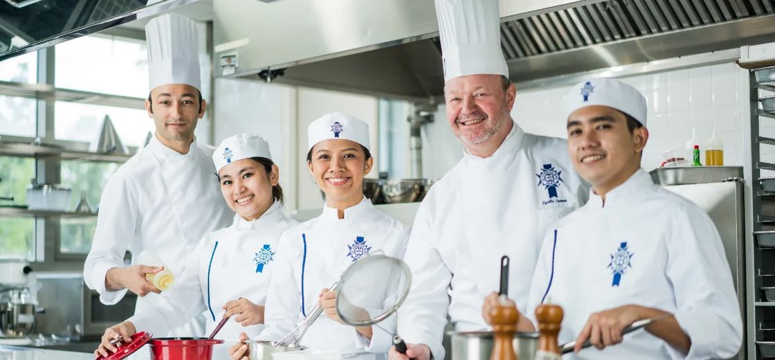 Le Cordon Bleu Ateneo de Manila Programs Brochure