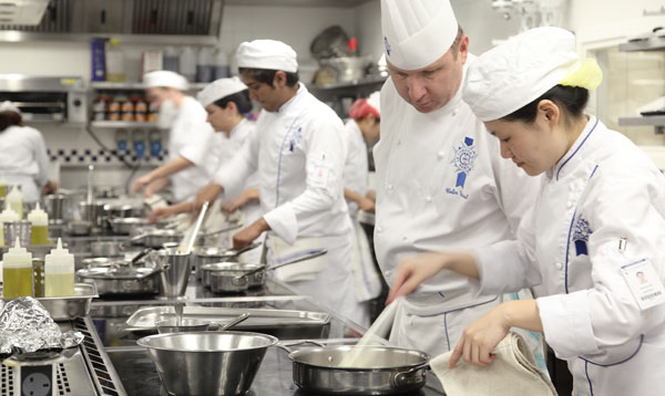 learn cuisine techniques at le cordon bleu london