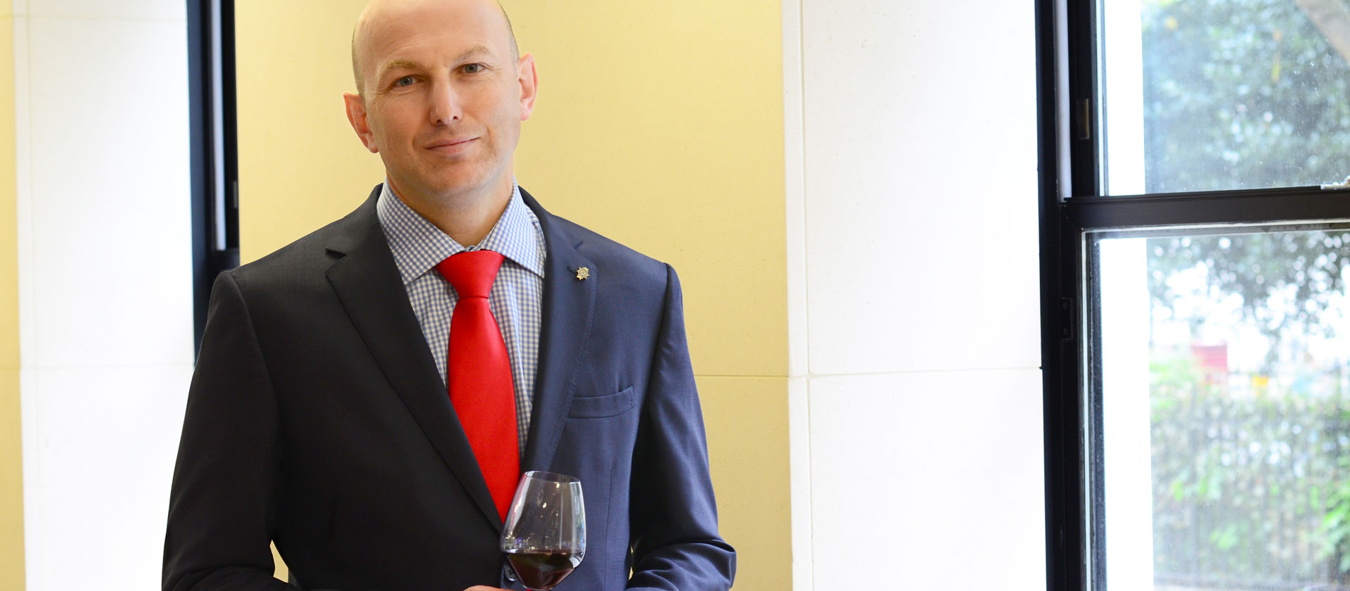 5 questions about our Diploma in Wine, Gastronomy and Management